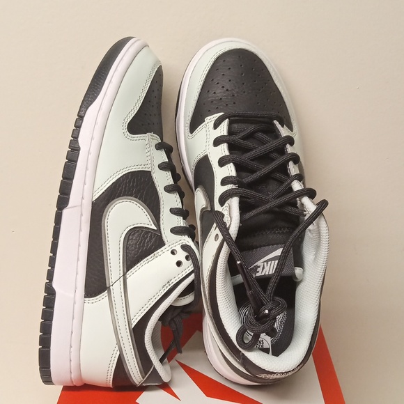 Nike Dunk Low Retro PRM/Dark Smoke Grey-White-Barely Green/6Y=7.5W /FZ1670-001 - Picture 11 of 15